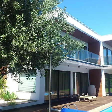 Victoria Villa